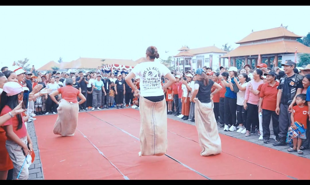 Gema Kemerdekaan Perayaan HUT RI KE-80 di Desa Kuwum